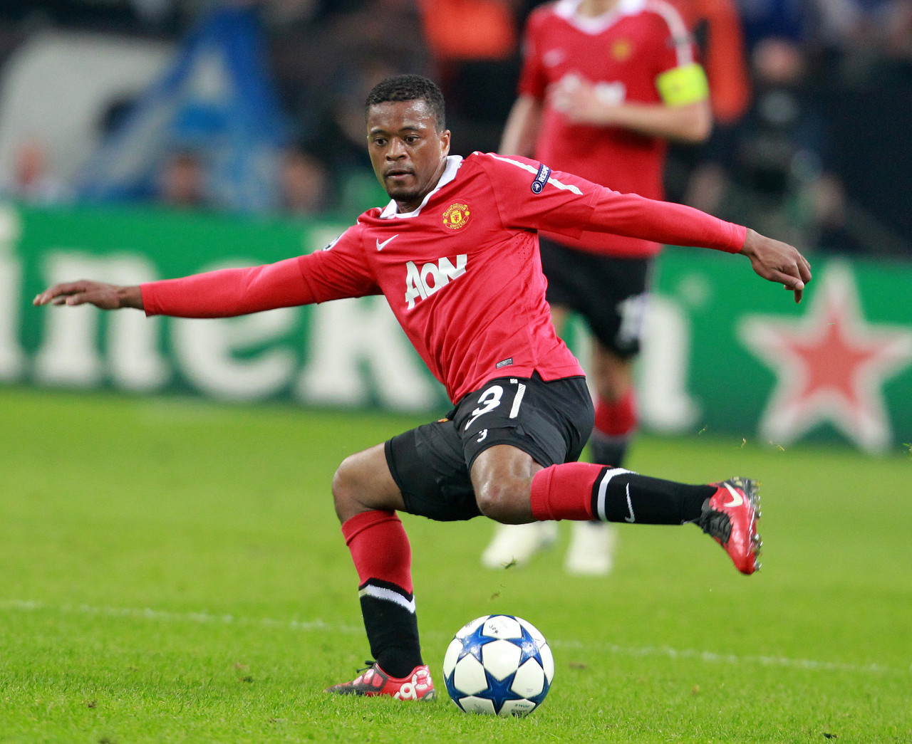 世界杯冠軍門將阿雷奧拉租借加盟英超升班馬富勒姆.